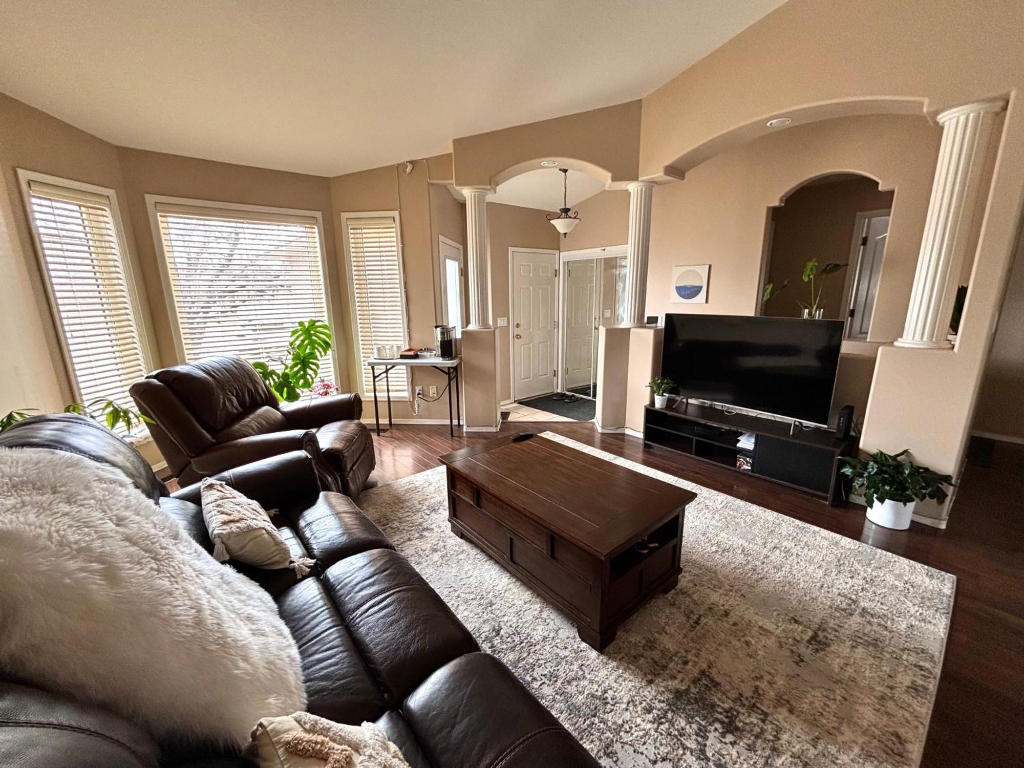 Saskatoon Lashyn Cove Homestay Extérieur photo
